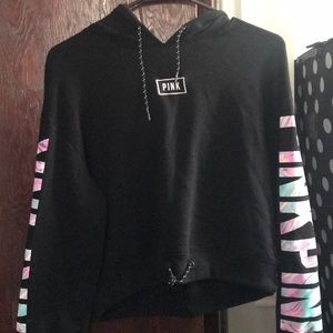 Cropped hoodie